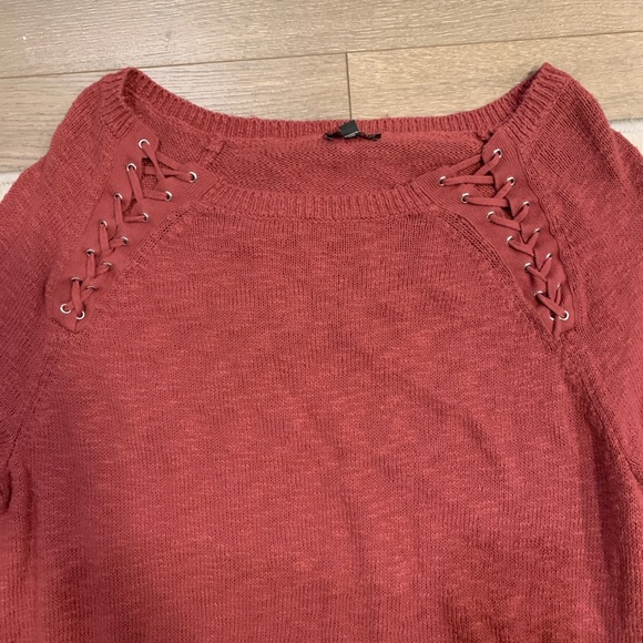 Express  Rust Red Sweater - Picture 2 of 4
